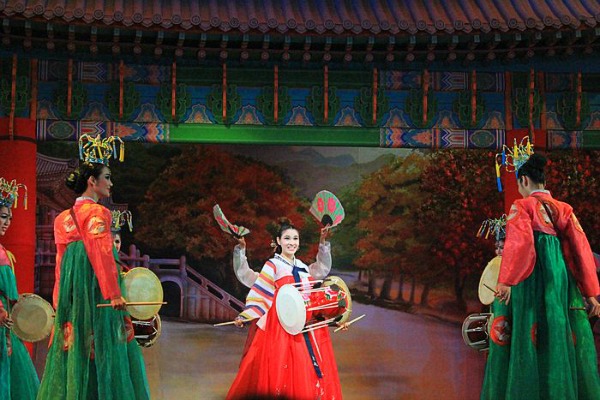 Alcazar Cabaret Show - Pattaya