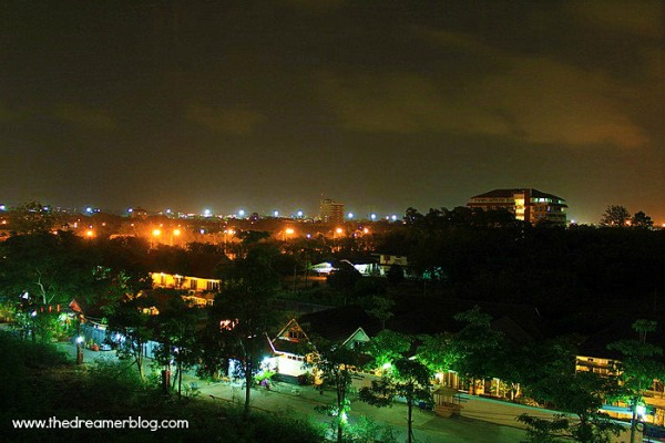 Night View dari Jomtien Hostel