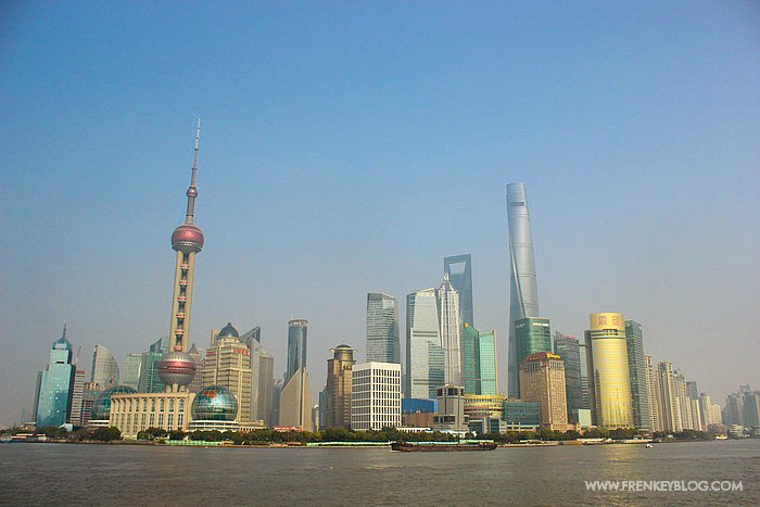 The Bund Shanghai di Siang Hari