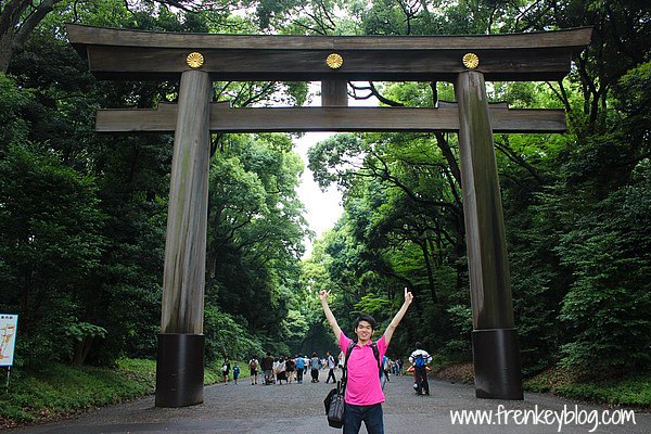 Gerbang Masuk ke Yoyogi Park Gerbang Masuk ke Yoyogi Park