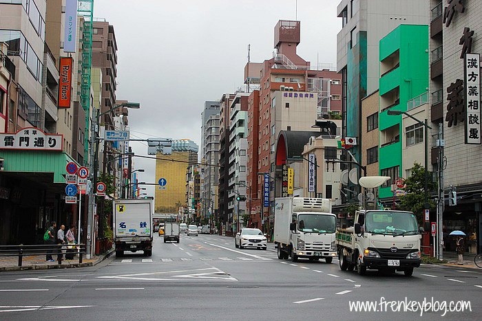 Suasana Asakusa Pagi itu Suasana Asakusa Pagi itu